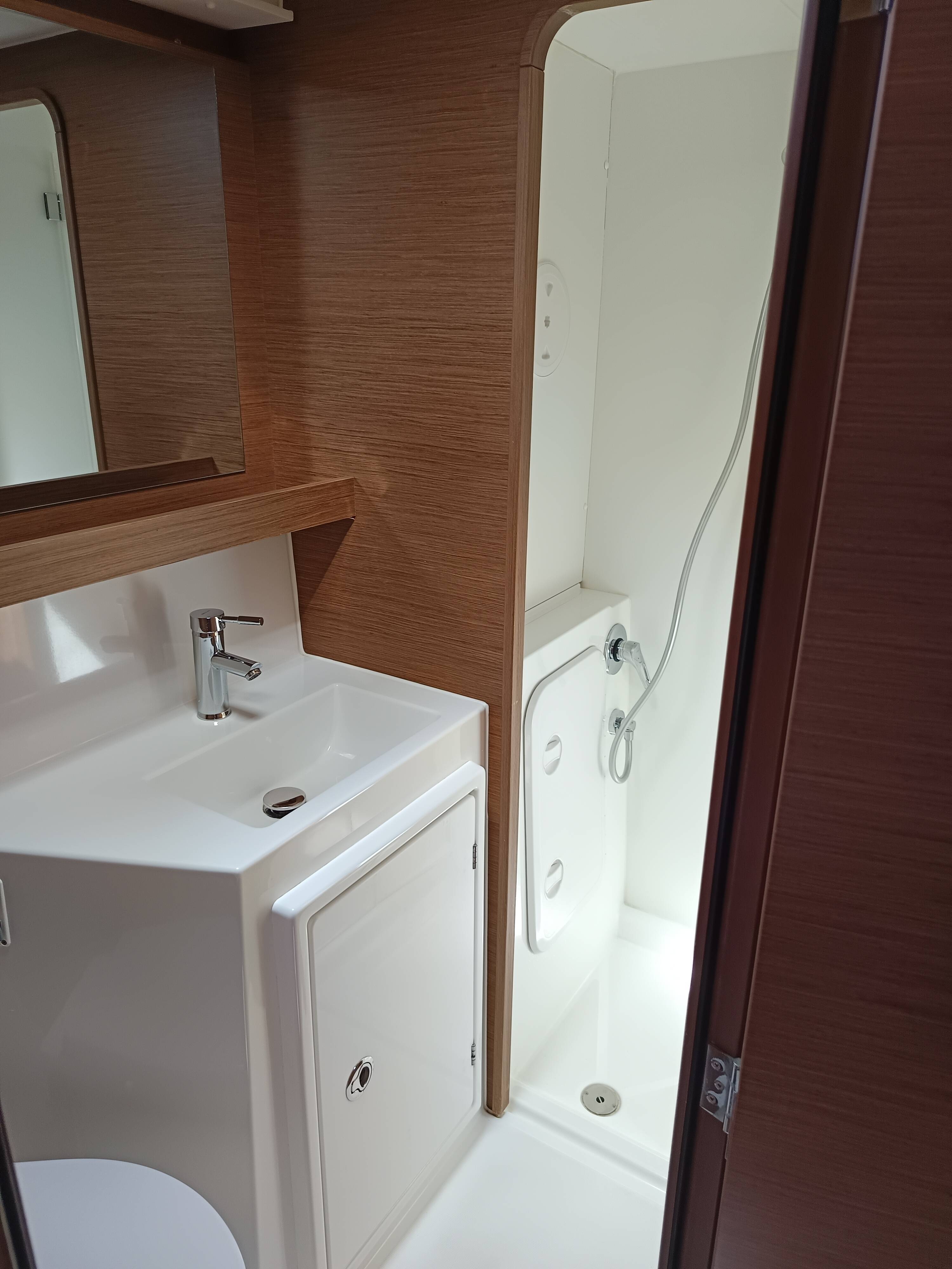 Lagoon 42 Waterworld