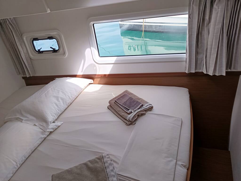 Lagoon 42 Waterworld