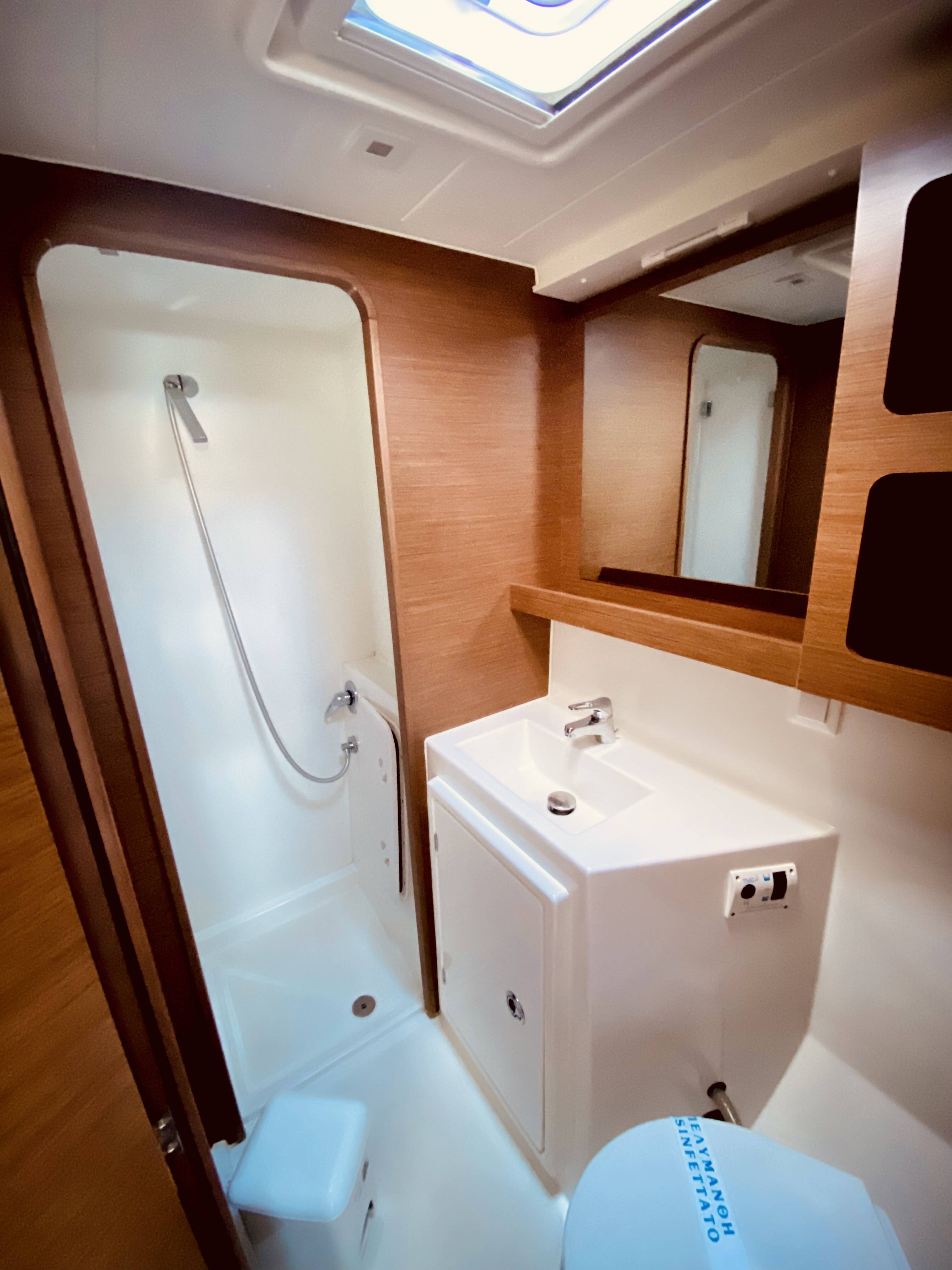 Lagoon 42 Katerina (Pax 12)