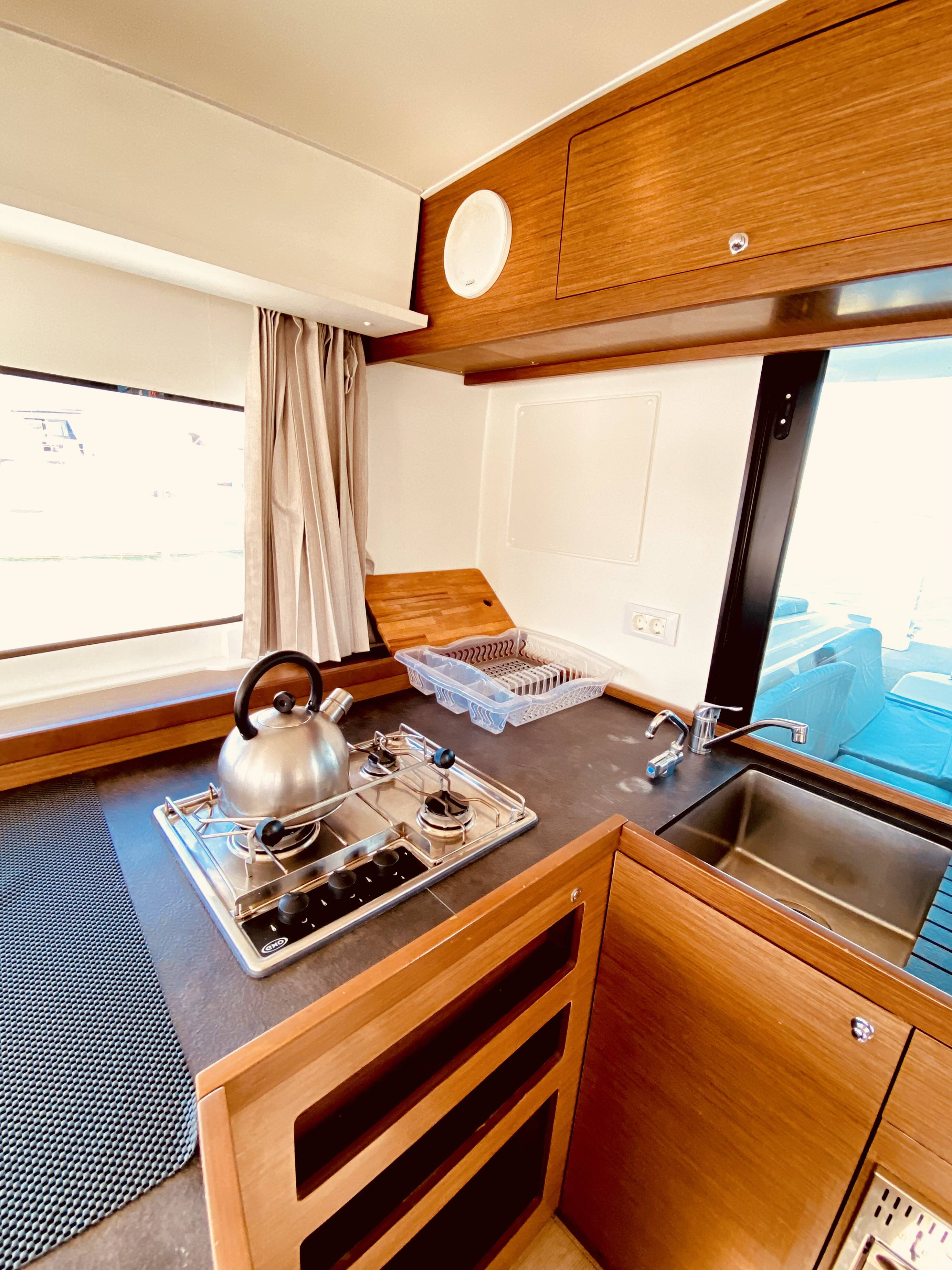Lagoon 42 Katerina (Pax 12)