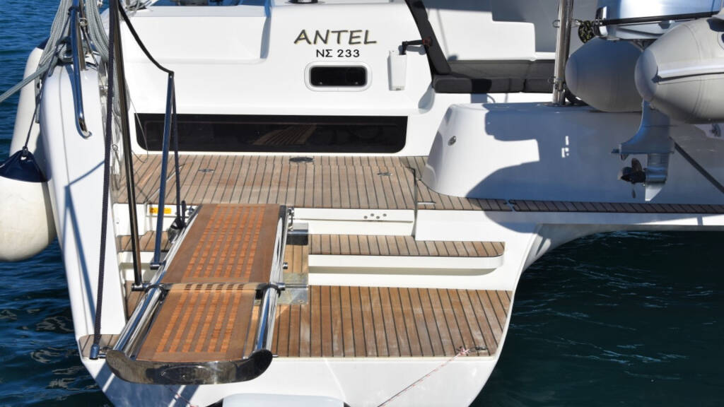 Lagoon 42  ANTEL AC,Gen,W.maker