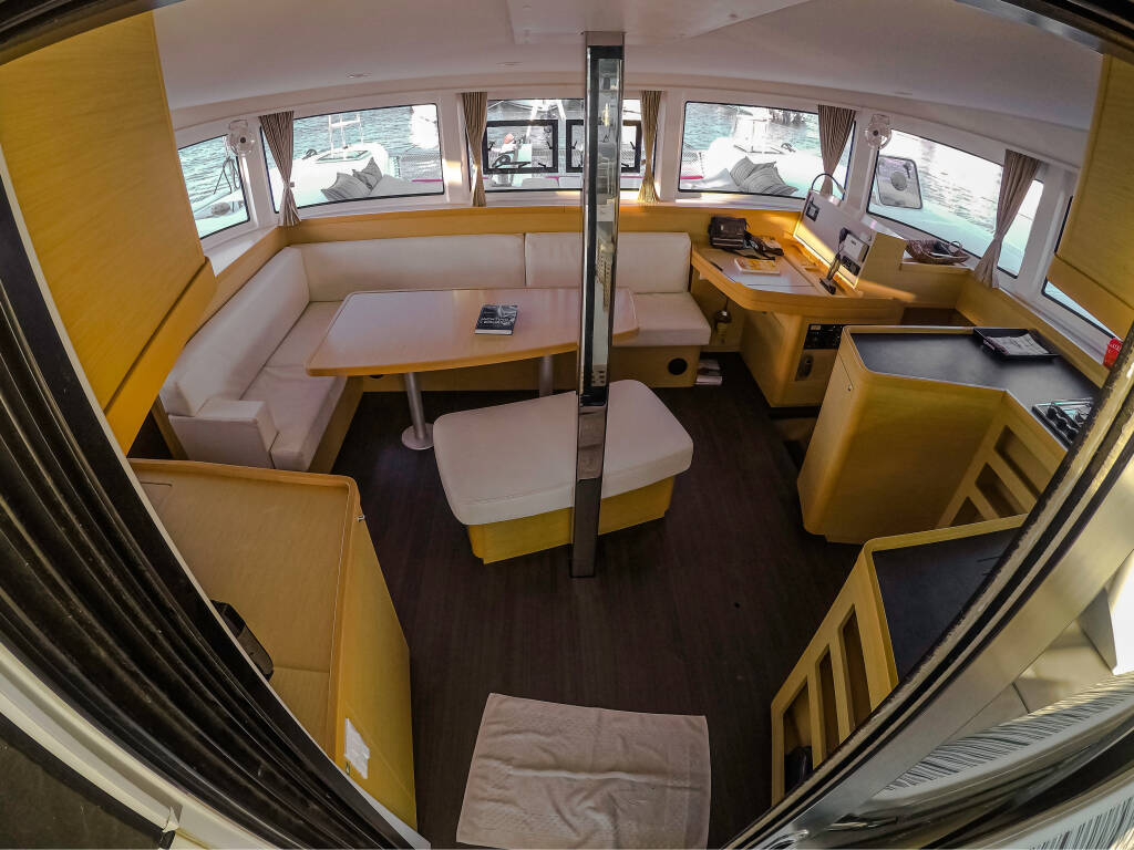 Lagoon 42 Chamotte