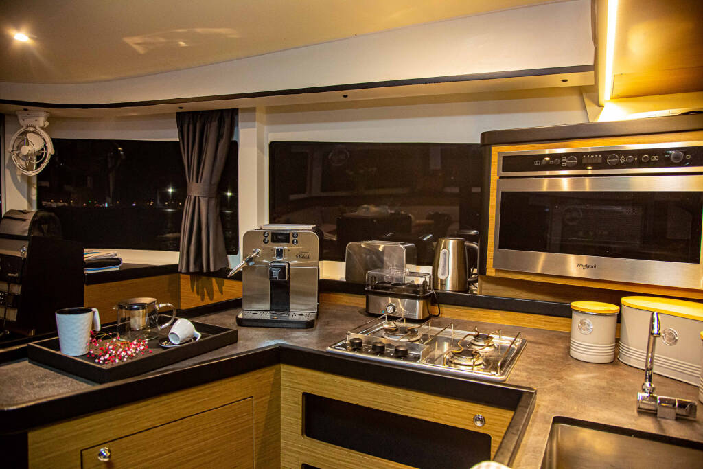 Lagoon 42 Casta Diva VIP-equipped