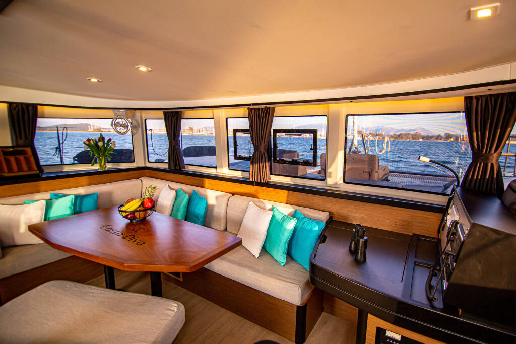 Lagoon 42 Casta Diva VIP-equipped