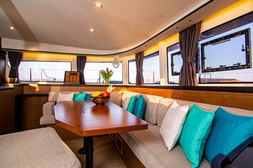 Lagoon 42 Casta Diva VIP-equipped