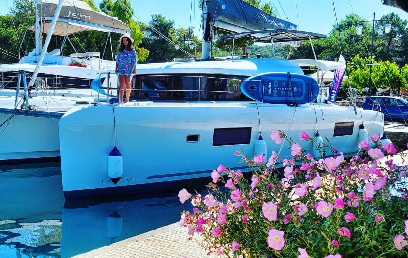 Lagoon 42 Elysium crewed - VIP equipped