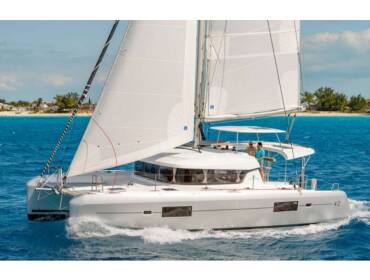 Lagoon 42 Blueskin