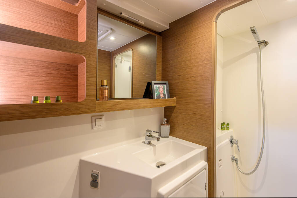 Lagoon 42 BRIGHT SKY