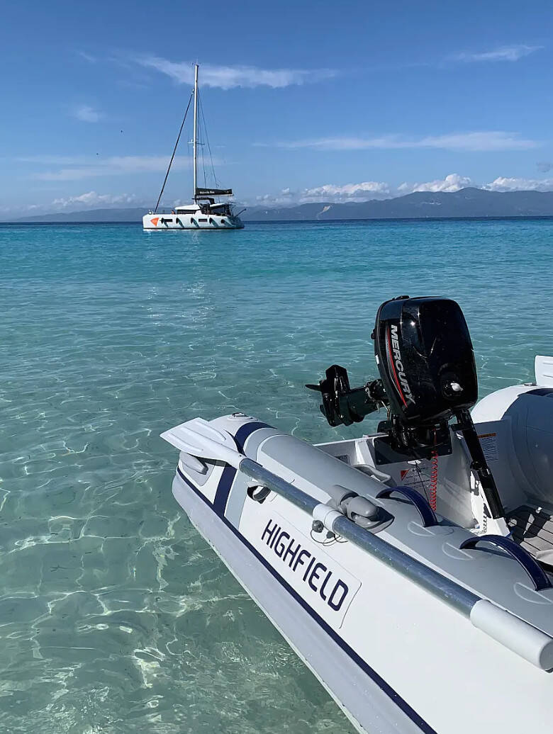 Lagoon 42 Majorelle Blue | A/C generator watermaker