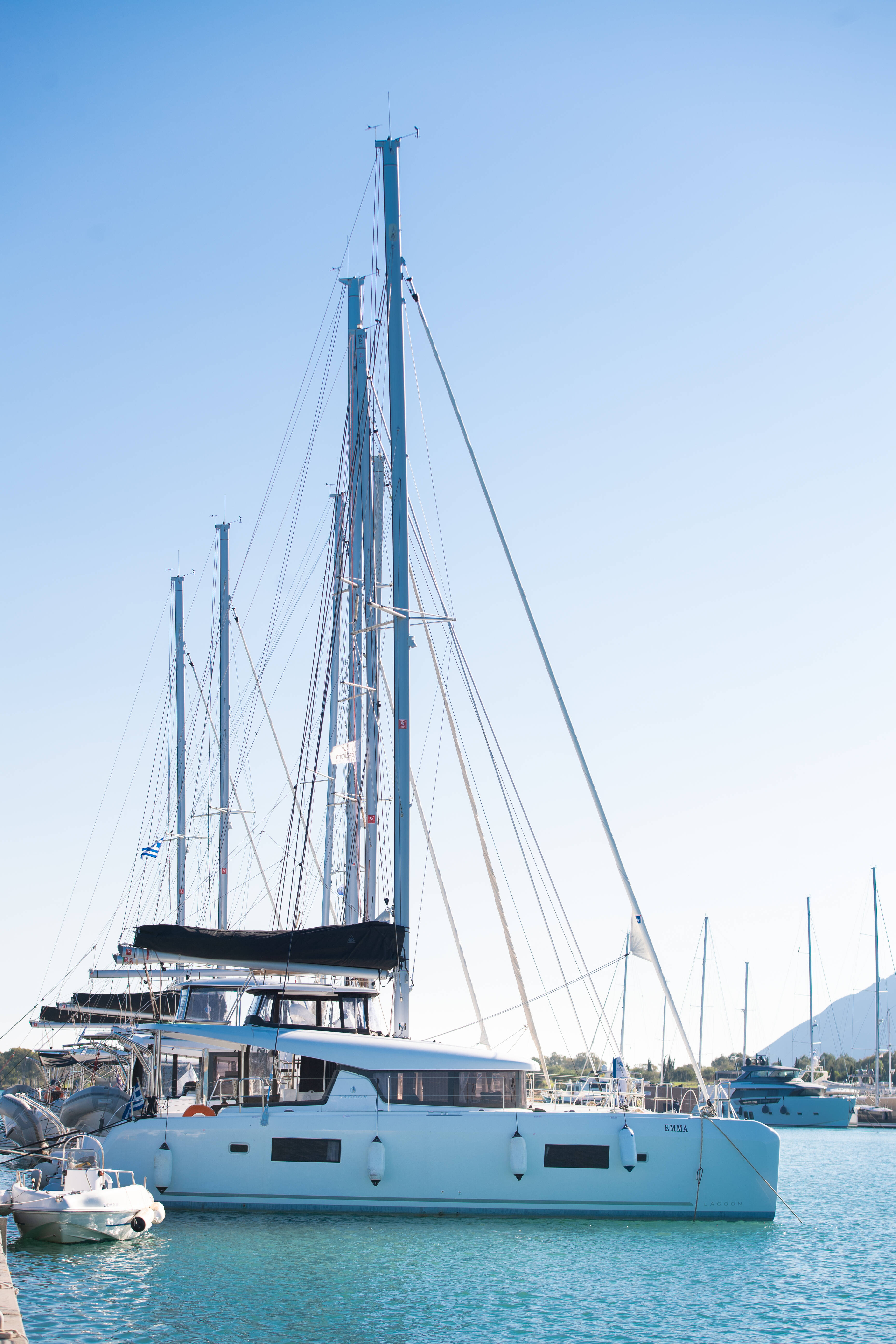 Lagoon 42 Emma (Pax 12)