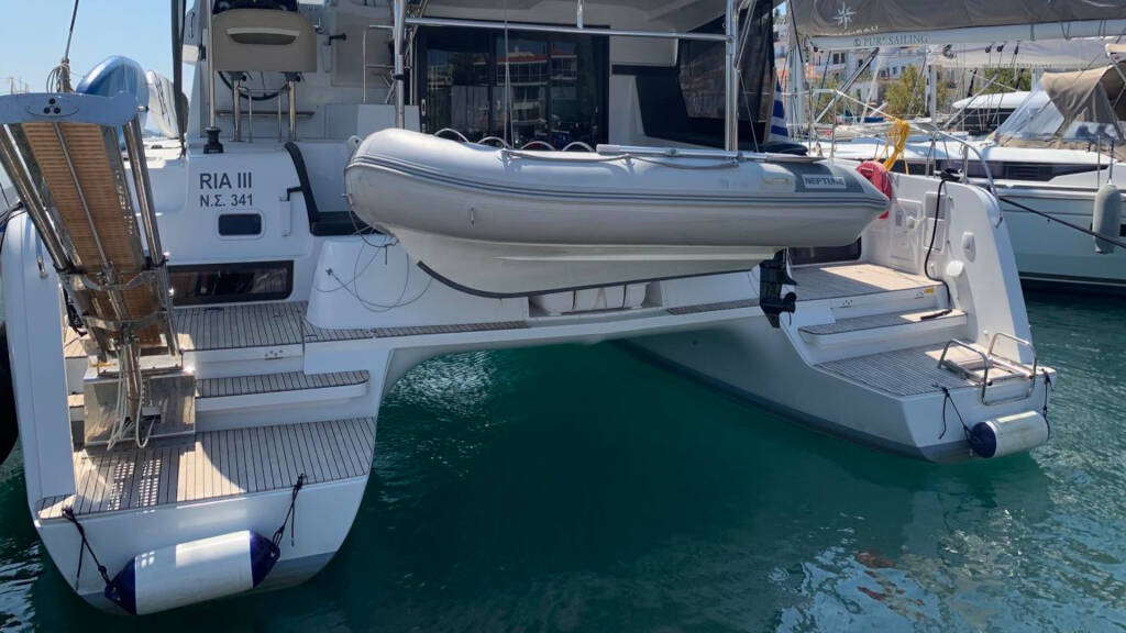 Lagoon 42  RIA III (AC, Gen, w.maker)