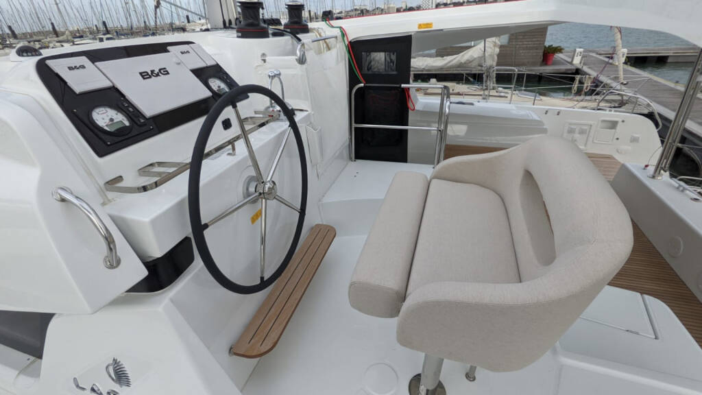 Lagoon 42  RIA III (AC, Gen, w.maker)
