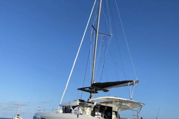 Lagoon 42 • Take it easy