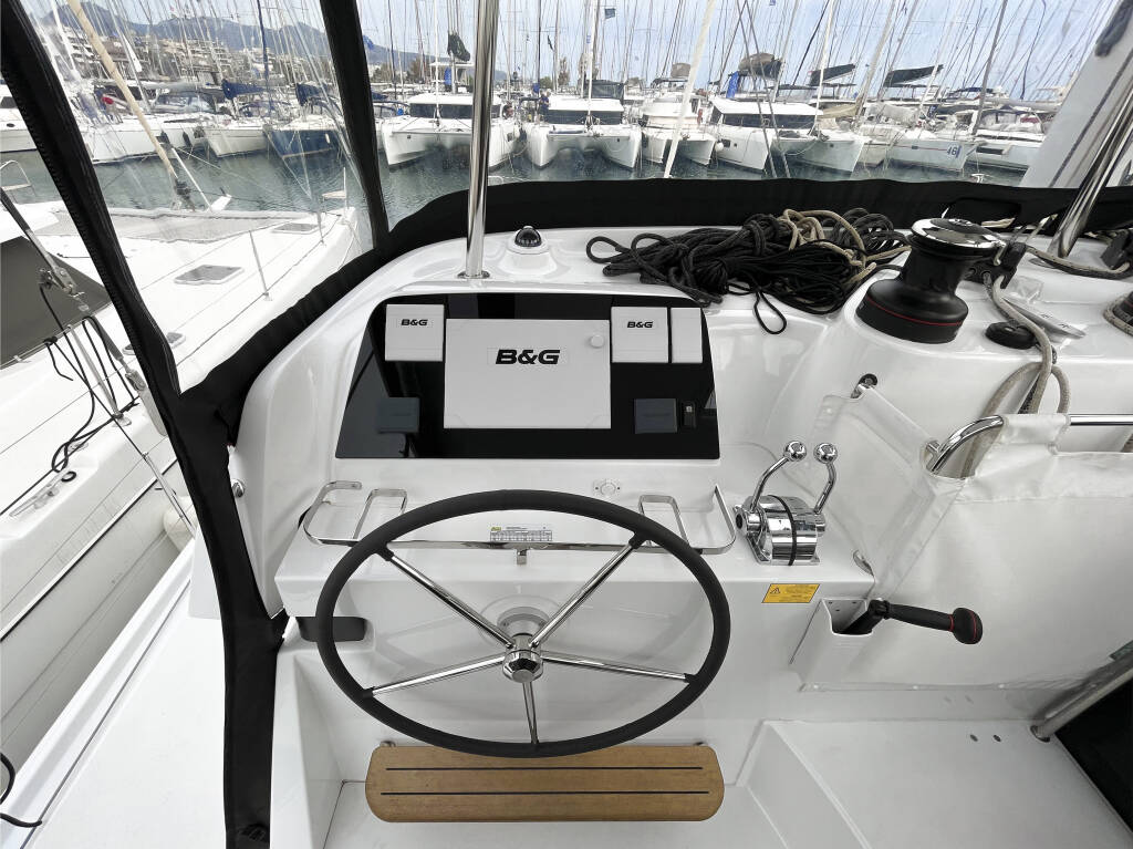 Lagoon 42 Nami 