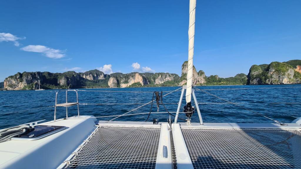 Lagoon 42 Thai Thunder