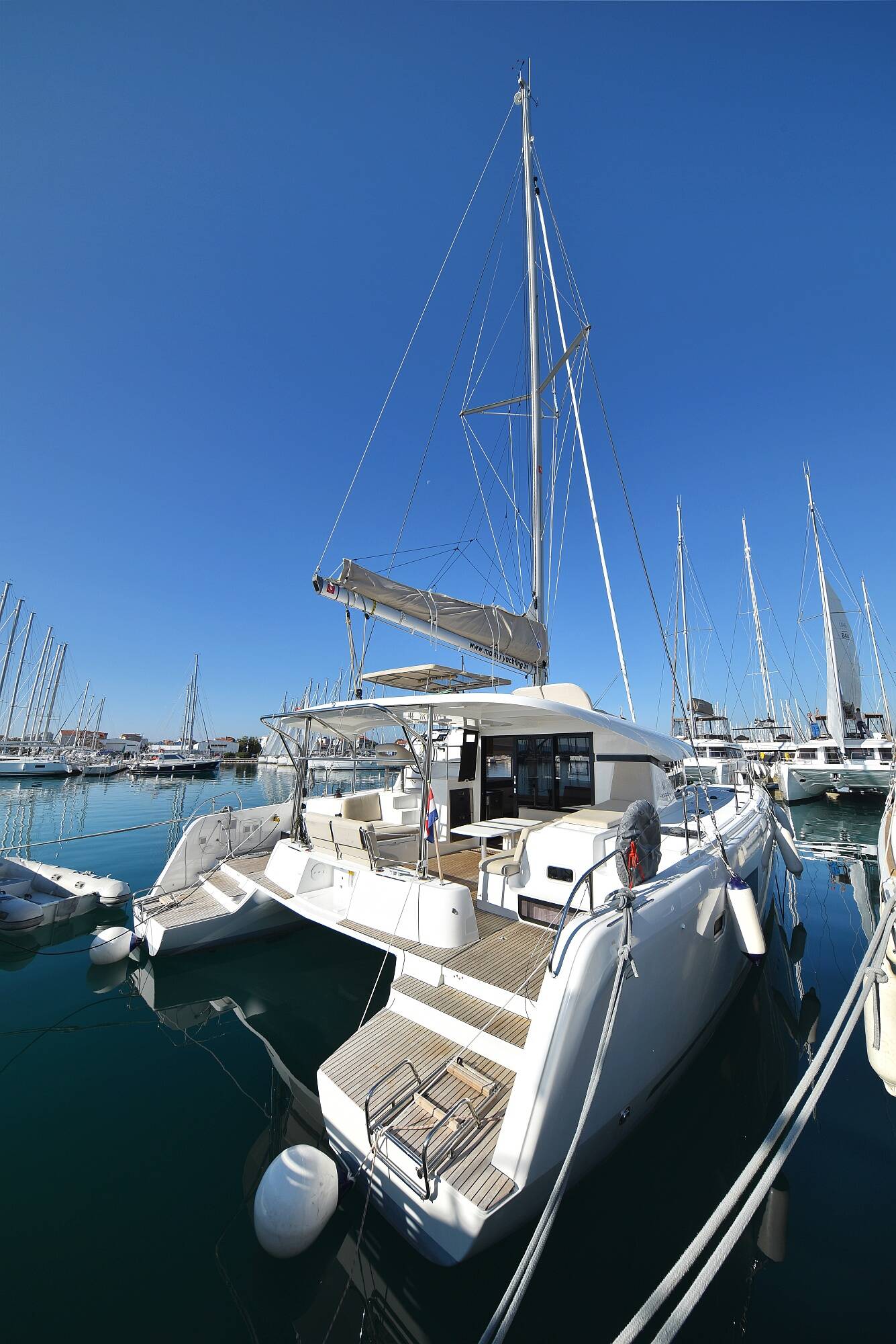 Lagoon 42 CUZAMEN