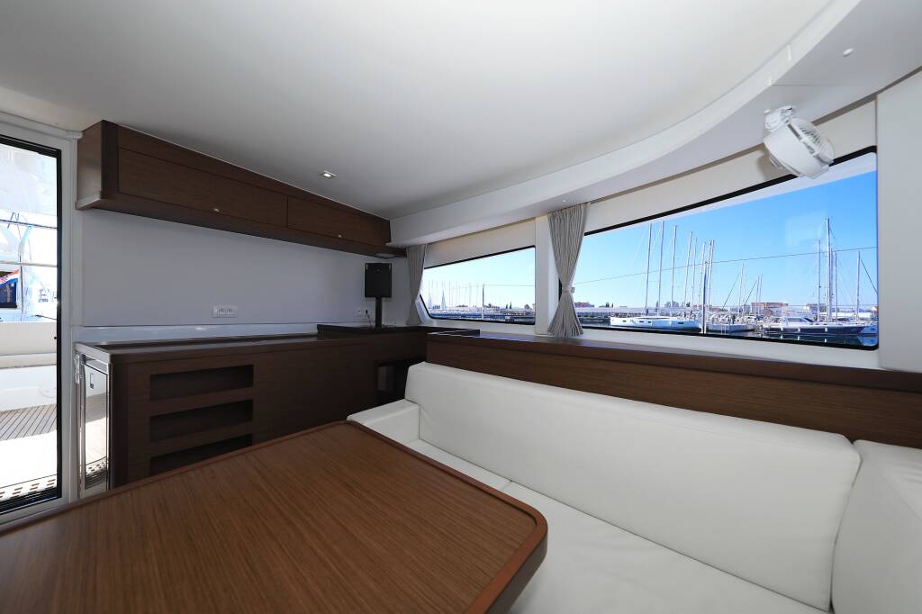 Lagoon 42 CUZAMEN