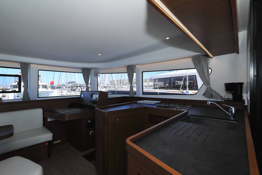Lagoon 42 CUZAMEN