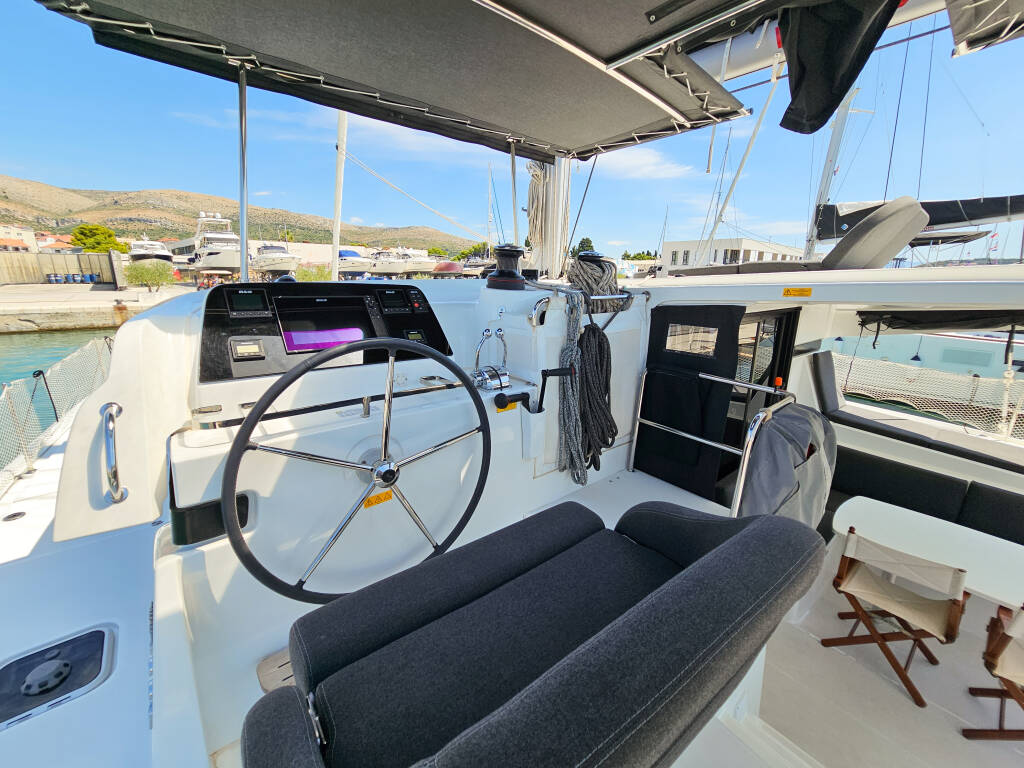 Lagoon 42 NERA