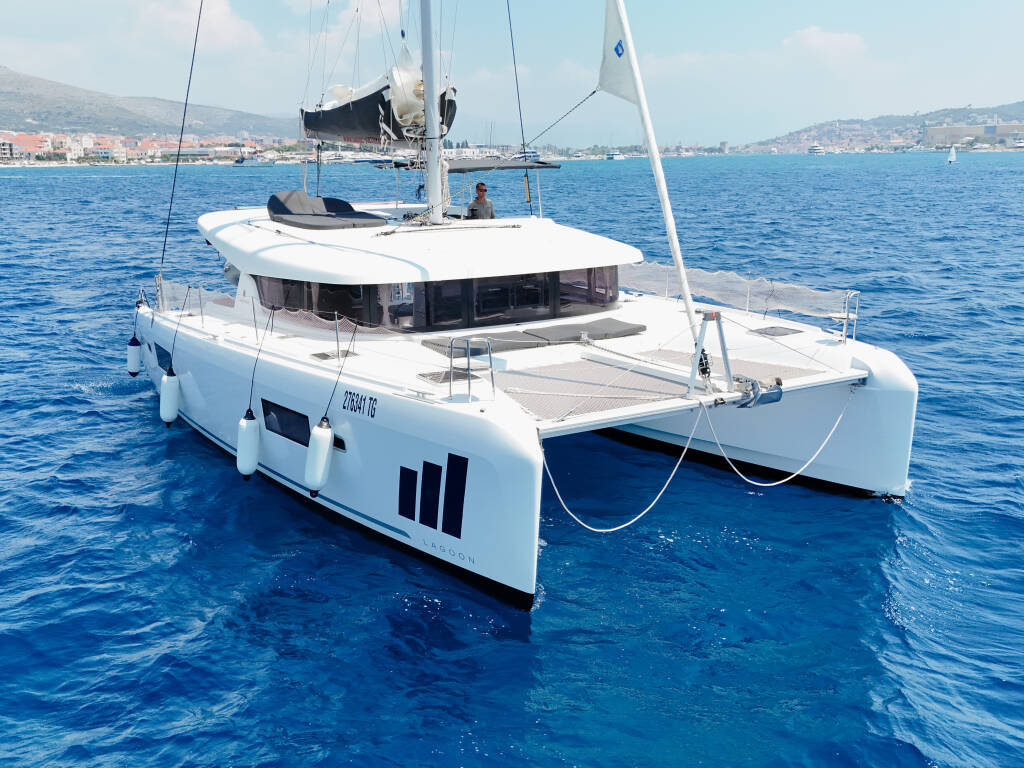 Lagoon 42 NERA
