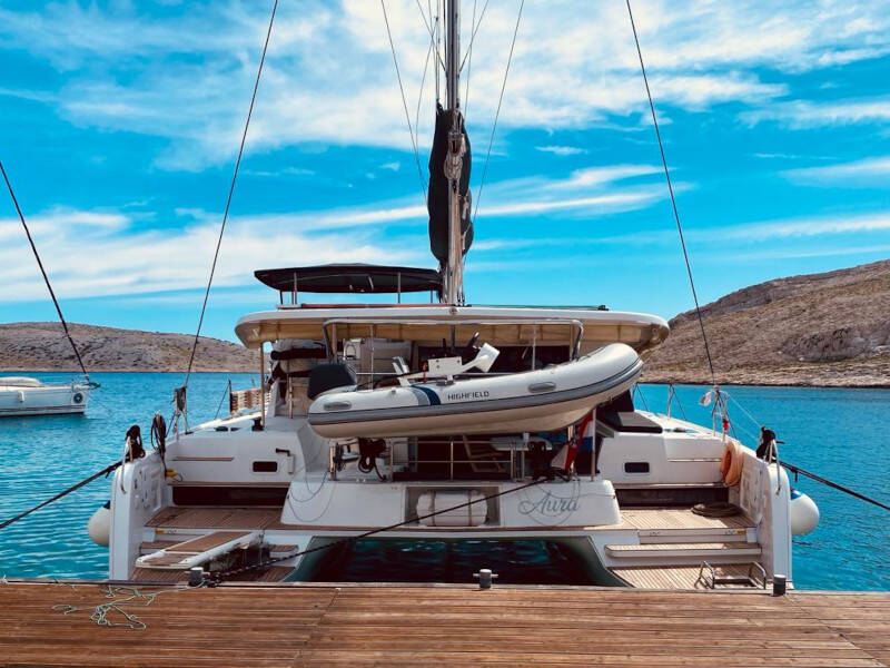 Lagoon 42 AURA