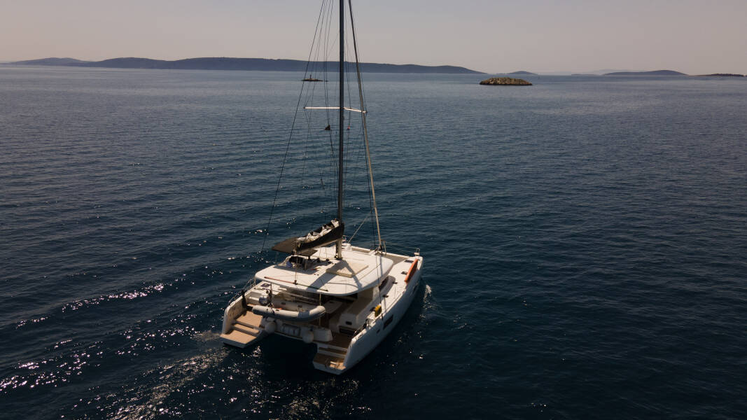 Lagoon 42 • Jasmine