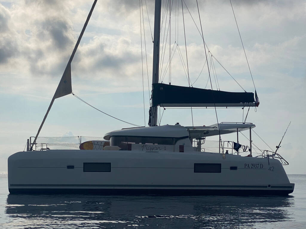 Lagoon 42 