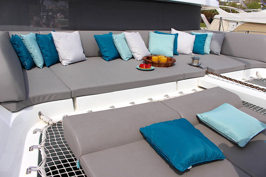 Lagoon 42 JOY