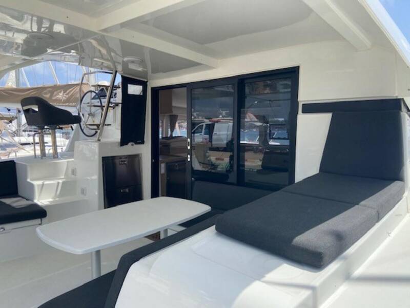 Lagoon 42 Laurencia