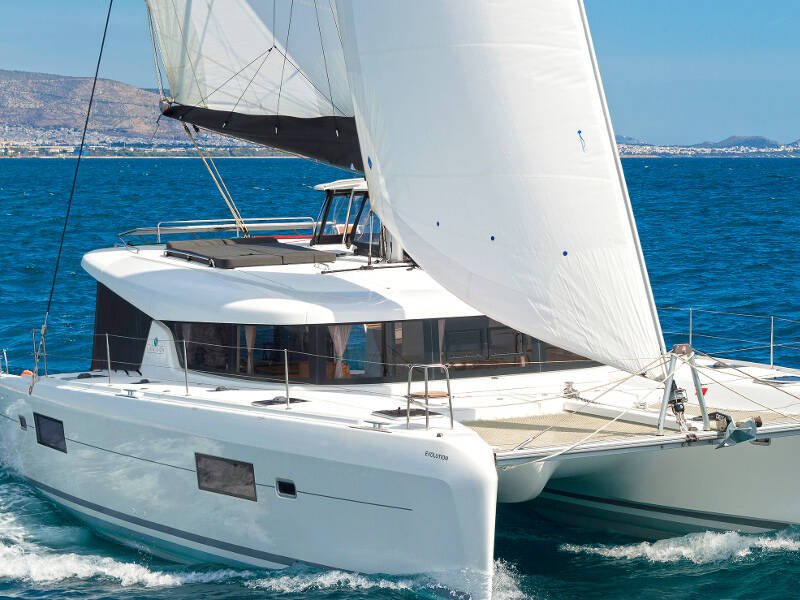 Lagoon 42 • Tato