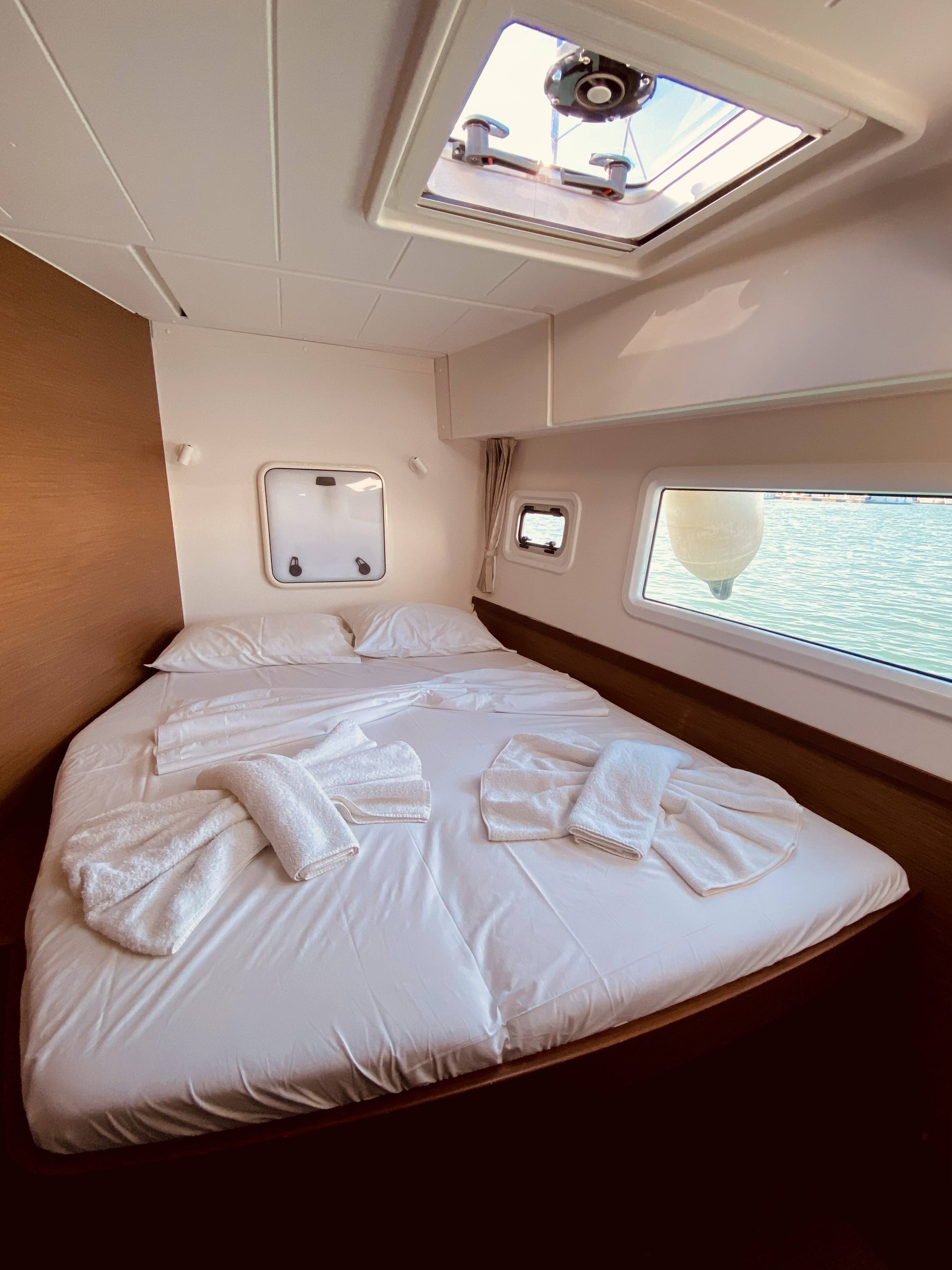 Lagoon 42 Maresol (Pax 12) 