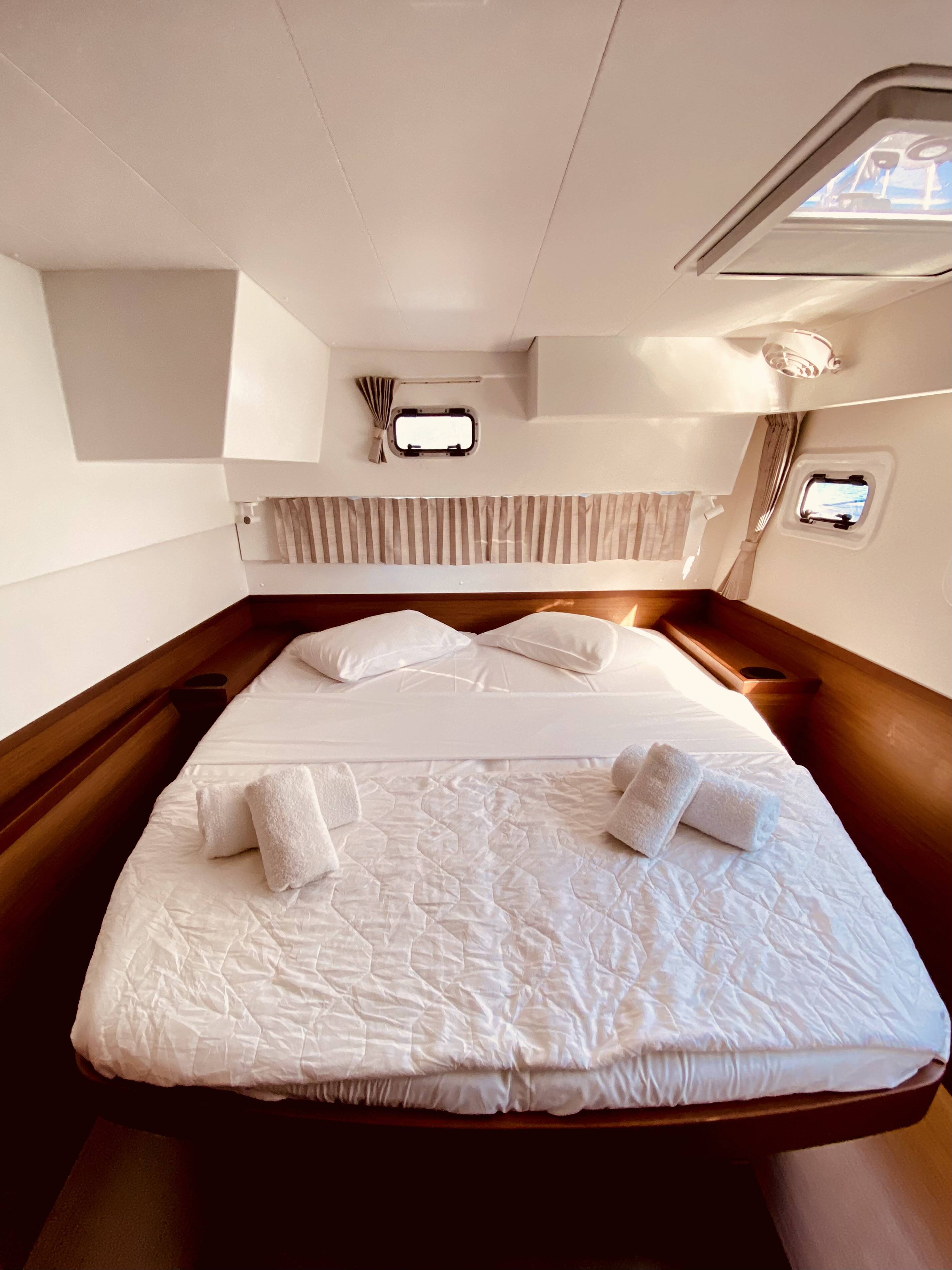 Lagoon 42 Maresol (Pax 12) 