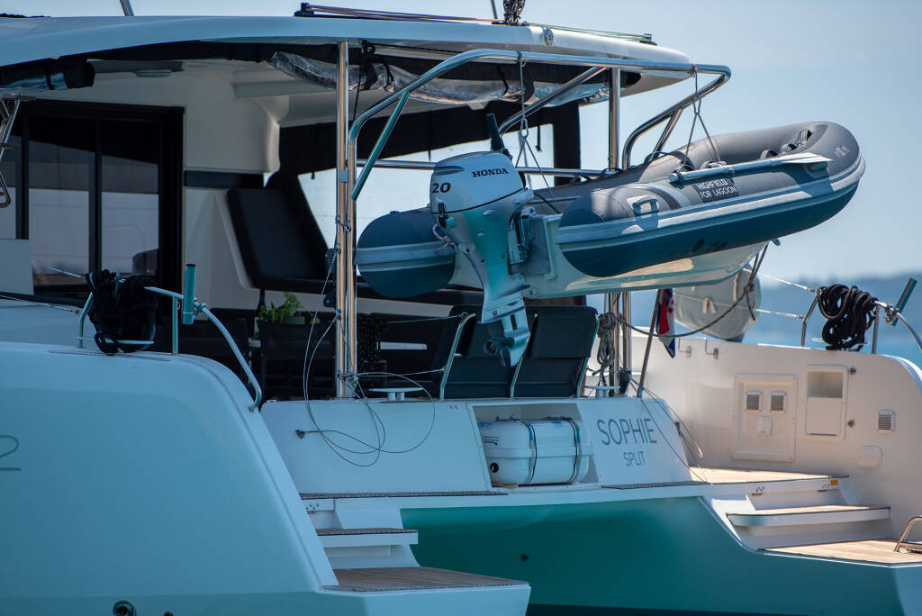 Lagoon 42  SOPHIE