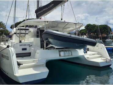 Lagoon 42 • Senza SE (A/C and Generator)