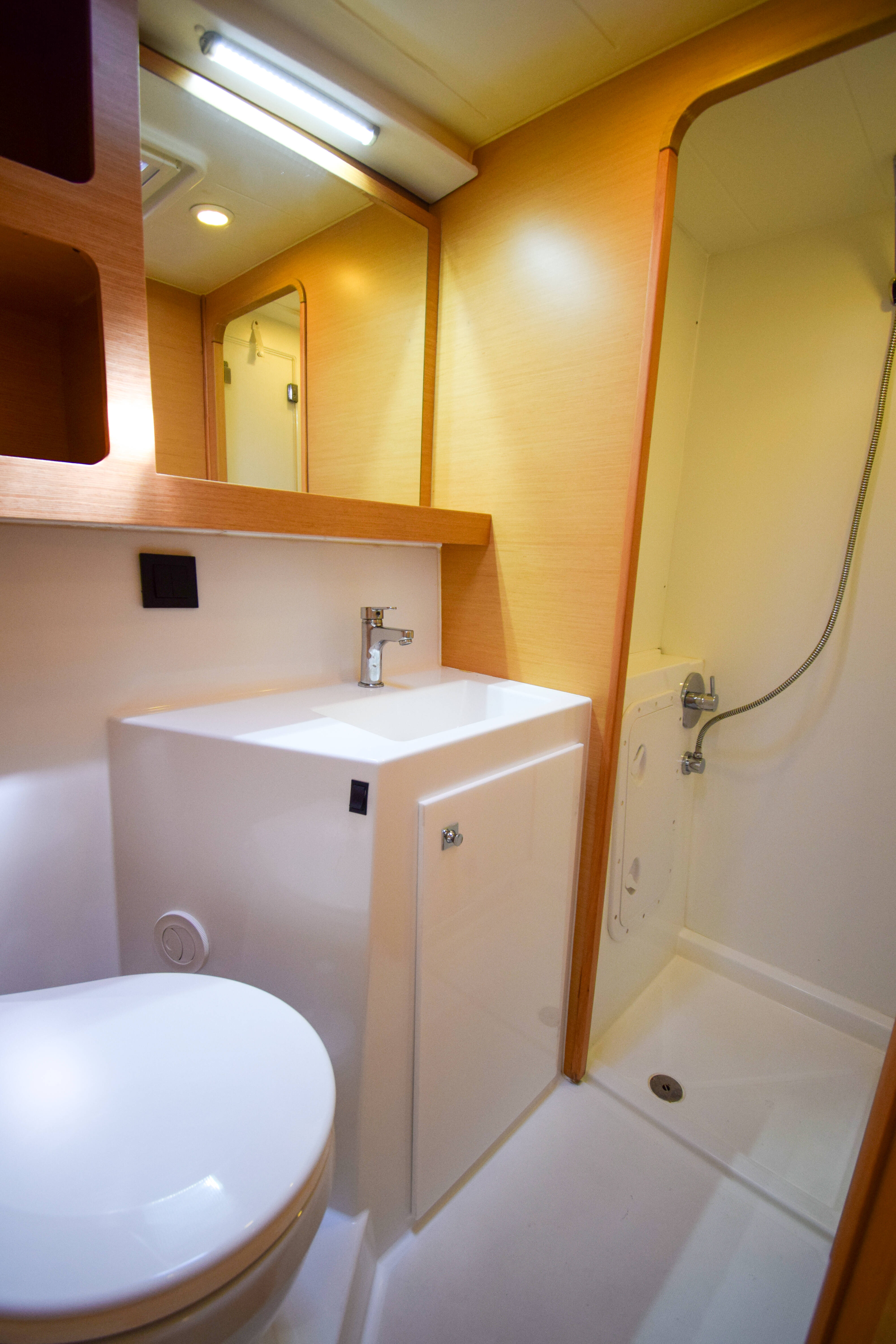 Lagoon 42 Bige