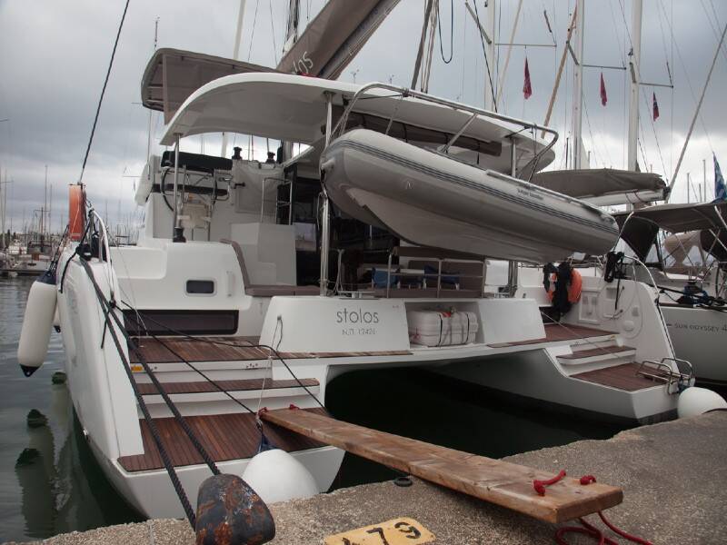 Lagoon 42  STOLOS