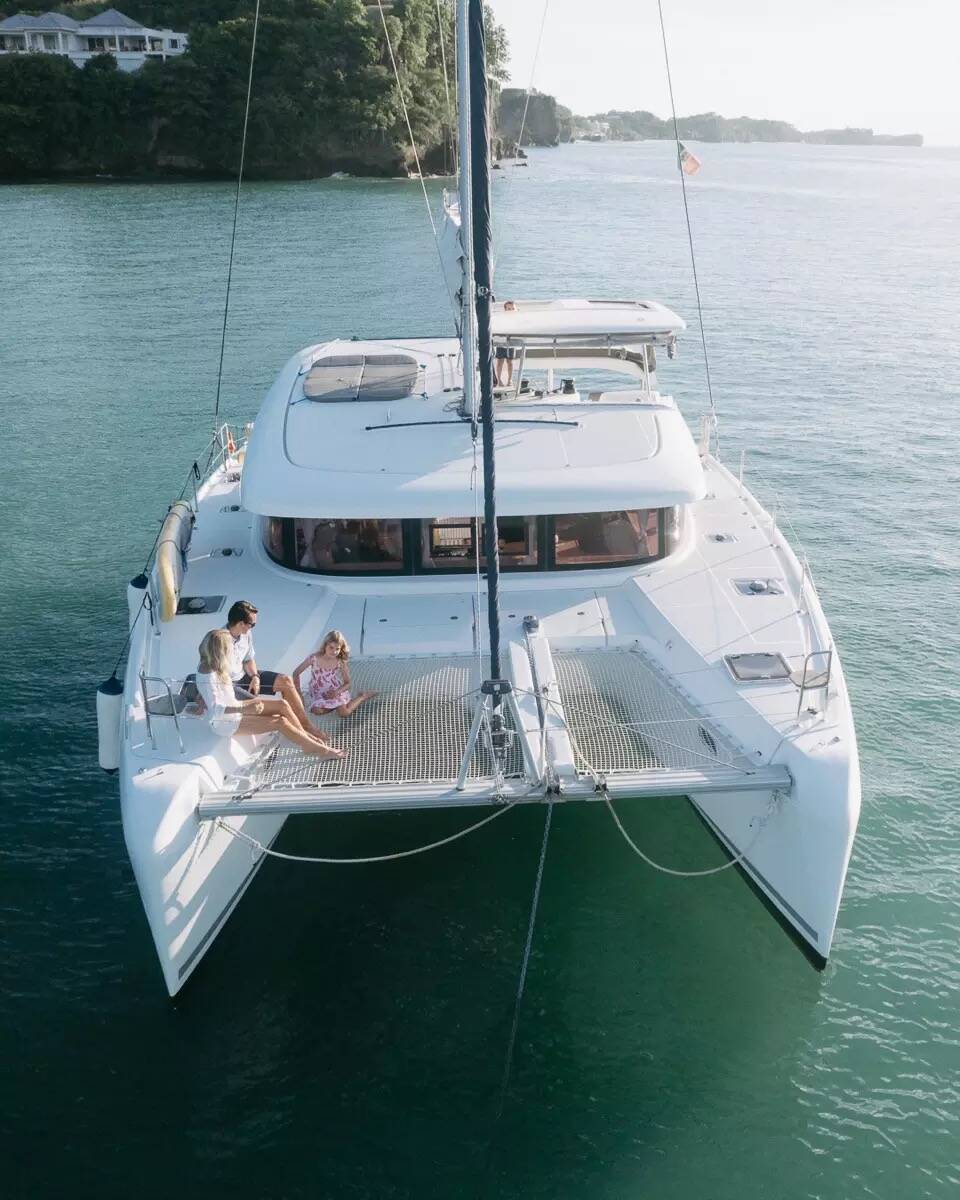 Lagoon 42 Benetnash II