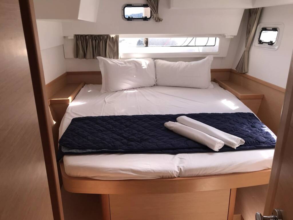 Lagoon 42 Benetnash II