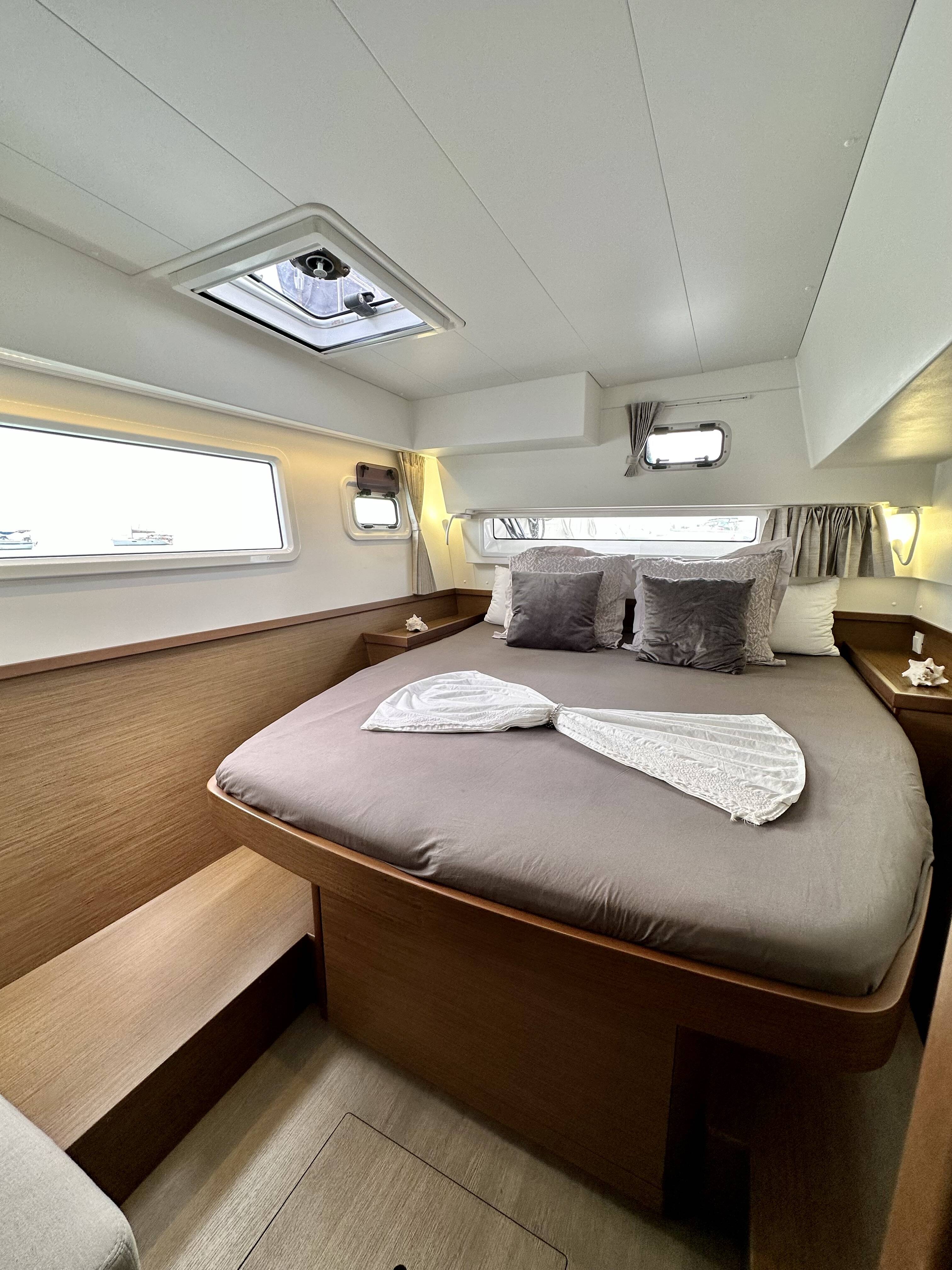 Lagoon 42  Tango