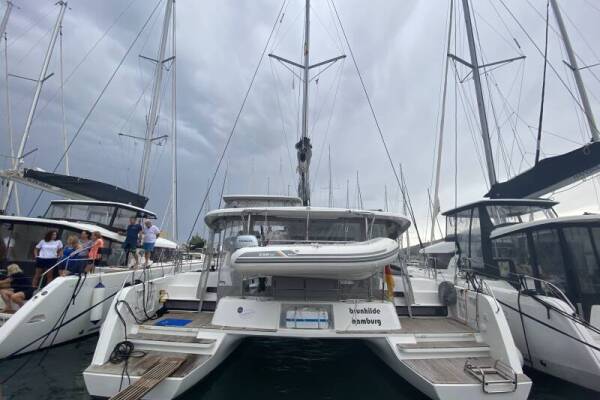 Lagoon 42 • Brunhilde