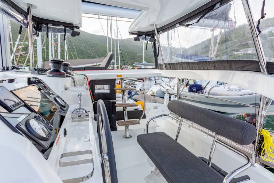 Lagoon 42 Arctic Fantasy II
