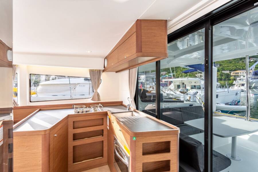 Lagoon 42 Arctic Fantasy II