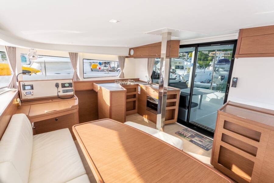 Lagoon 42 Arctic Fantasy II