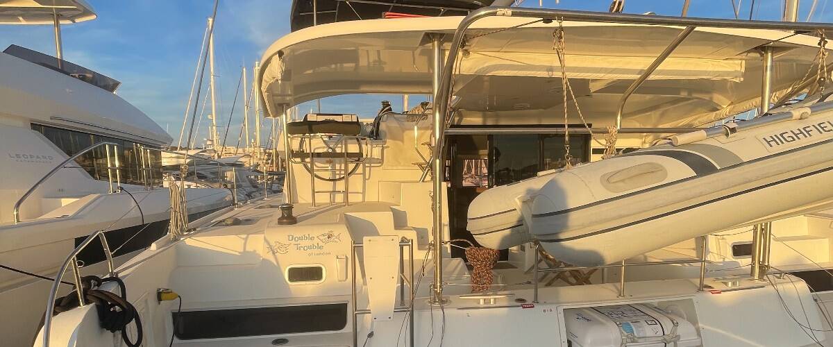 Lagoon 42 Double Trouble