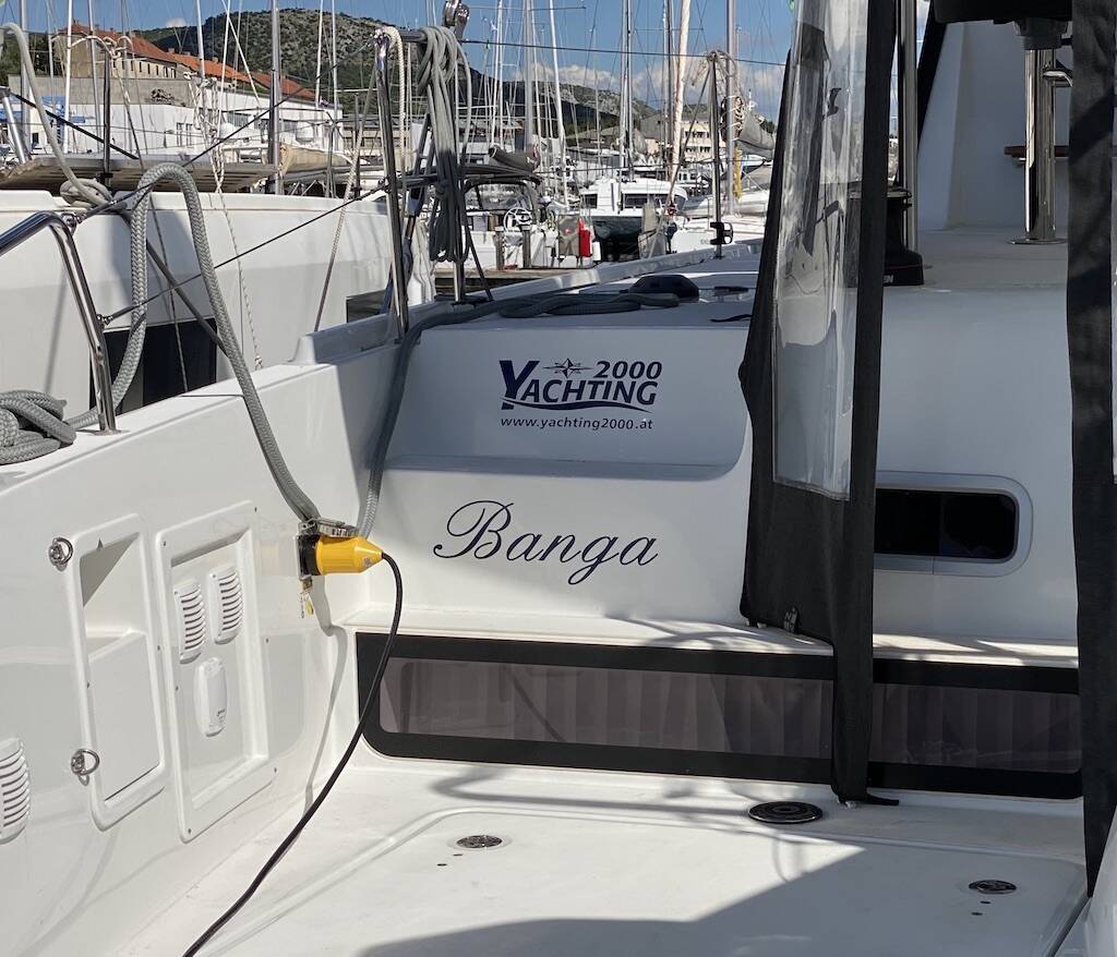 Lagoon 42 BANGA