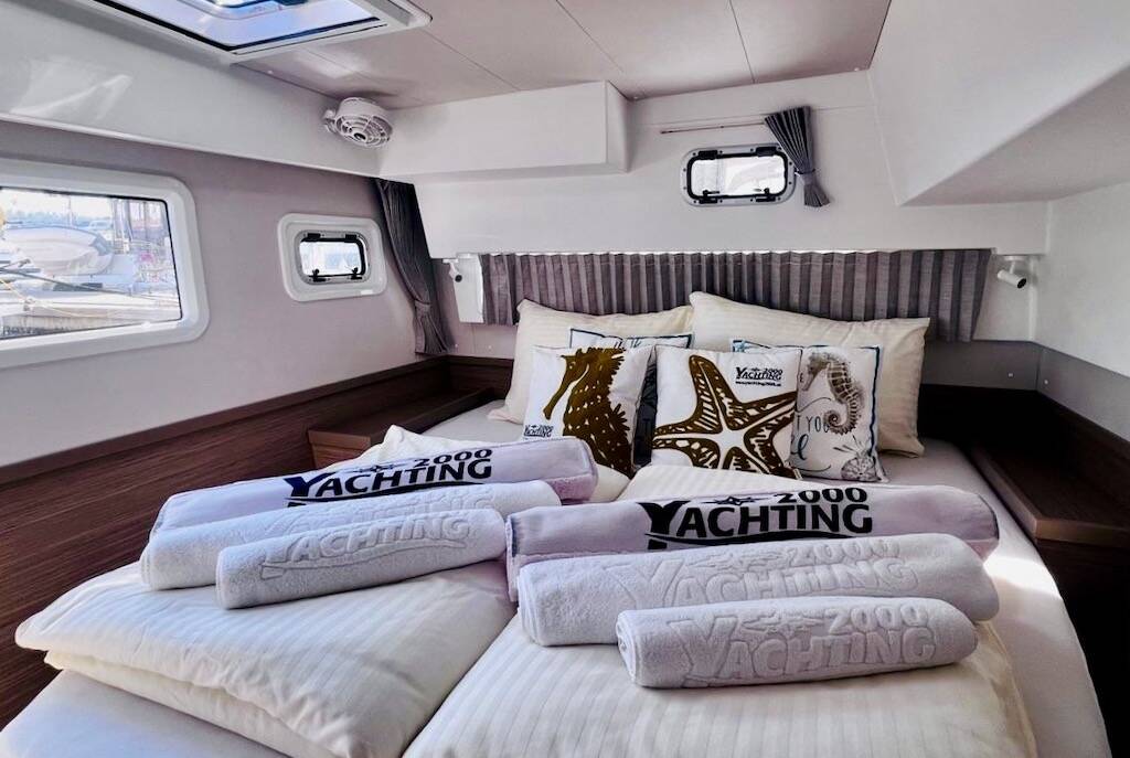Lagoon 42 BANGA