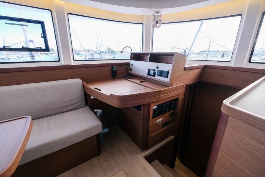 Lagoon 42 White Chadal