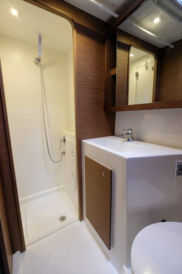Lagoon 42 White Chadal