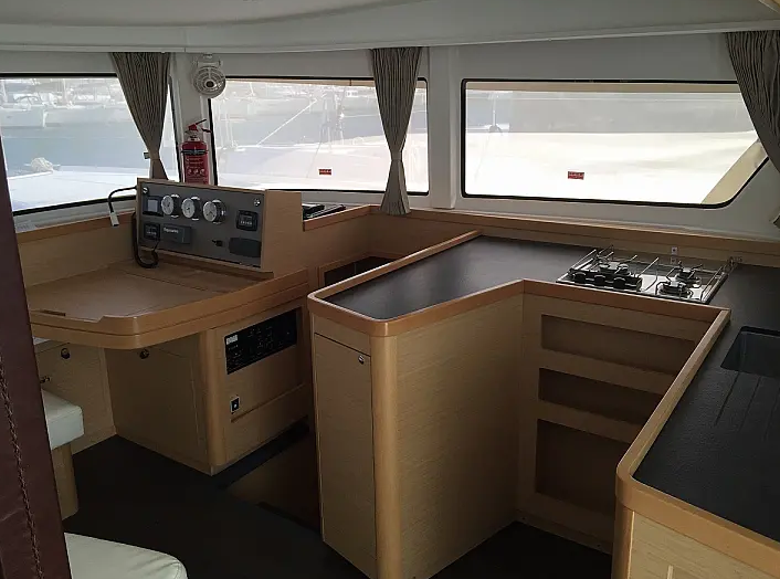 Lagoon 42 Iris II