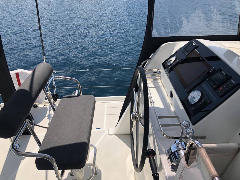 Lagoon 42 Loki